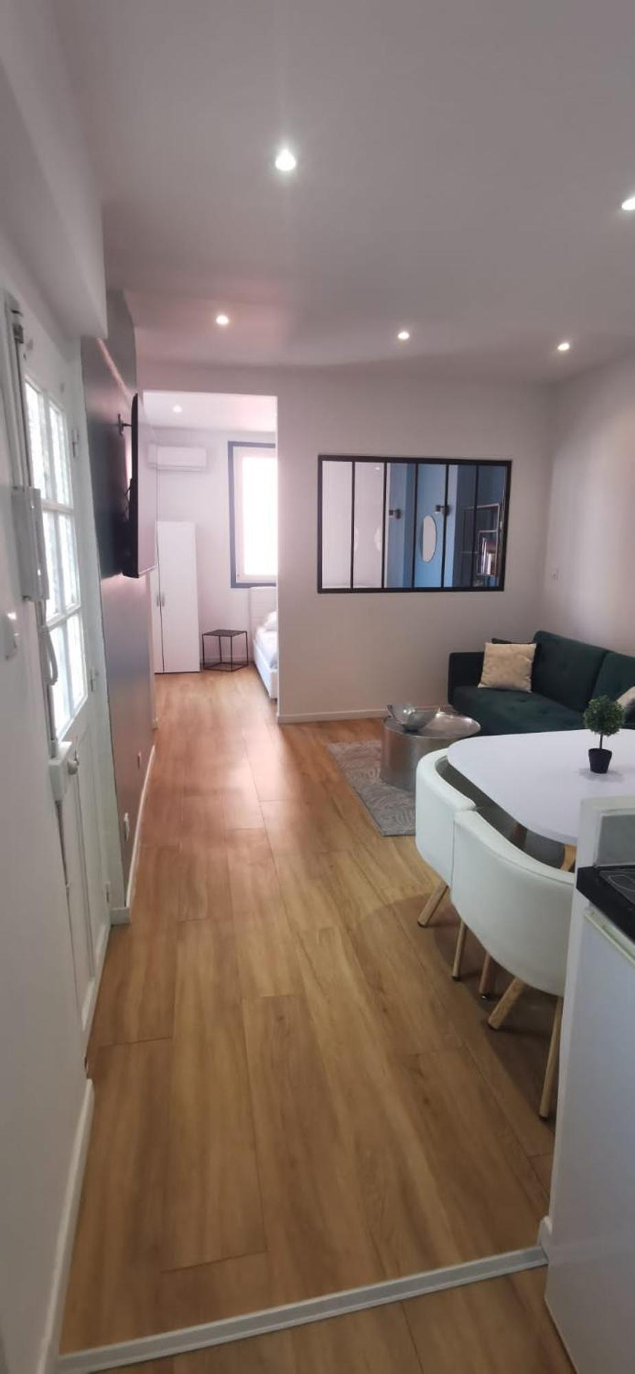 T2 Vieux Port Place Daviel Apartment Marseilles